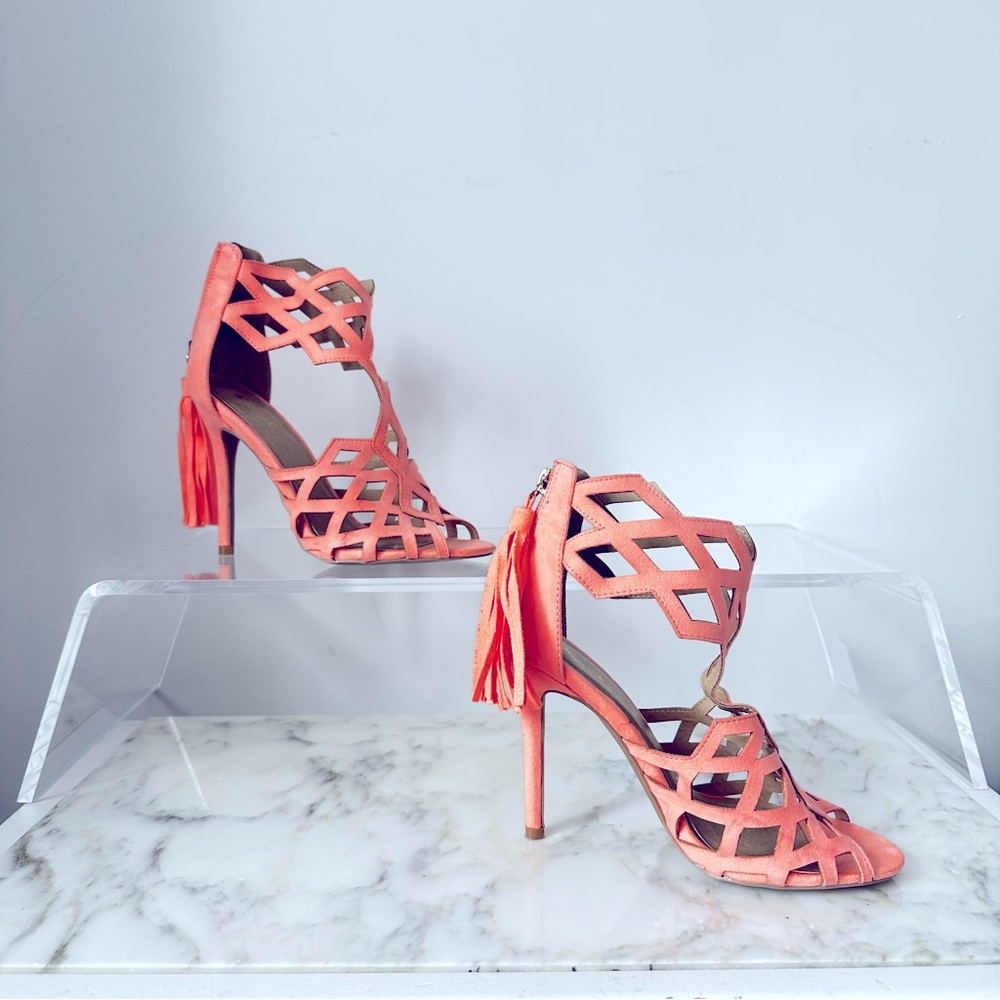 salmon stiletto size 6 trendy tassel detail heels zipper back chic fashion shoes